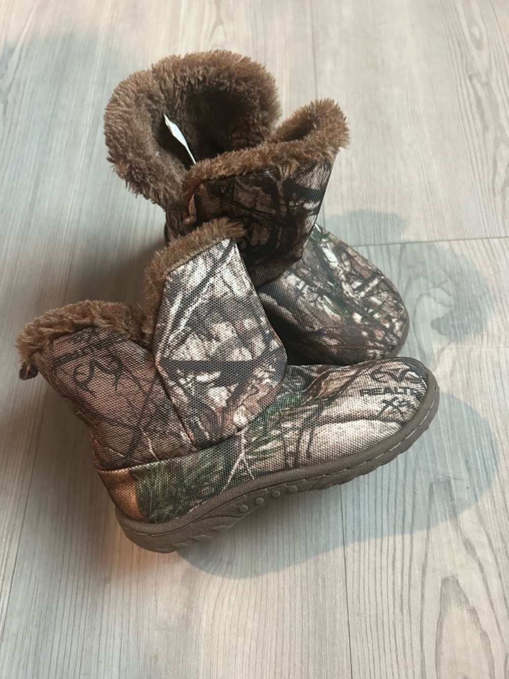 Realtree Kids Camo Plush-Lined Brown Outdoor Boots